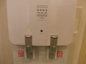 連日の猛暑ですが・・・おいしい水をどうぞ