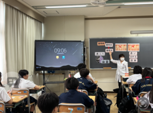 中学校での⼝腔衛⽣指導
